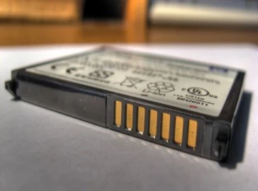 باتری لیتیوم یونی چیست؟