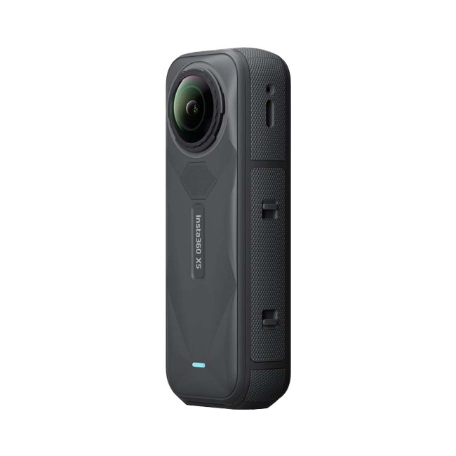 دوربین Insta360 X5