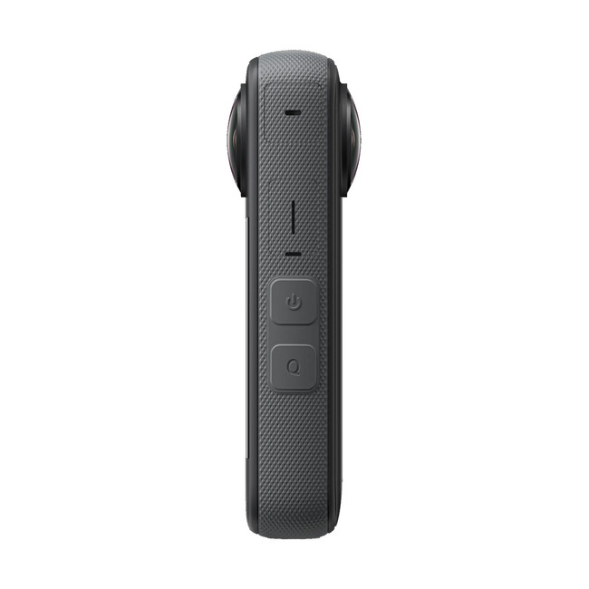 دکمه‌های کناری دوربین Insta360 X3