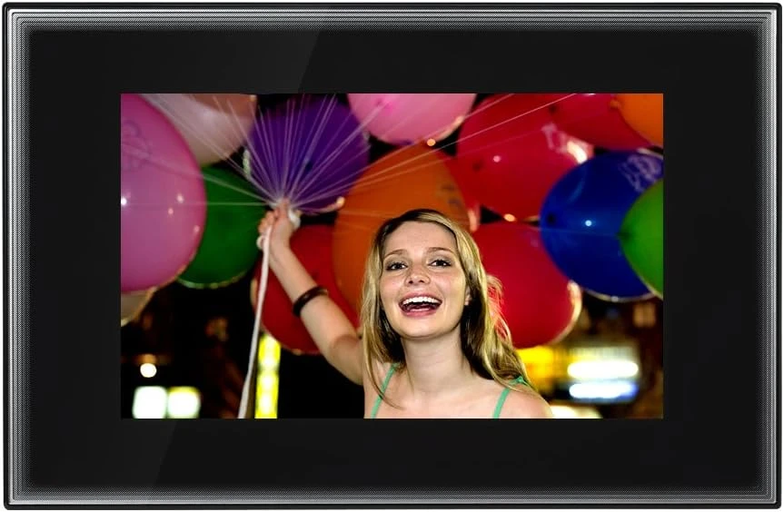 قاب عکس دیجیتال توشیبا 10 اینچ