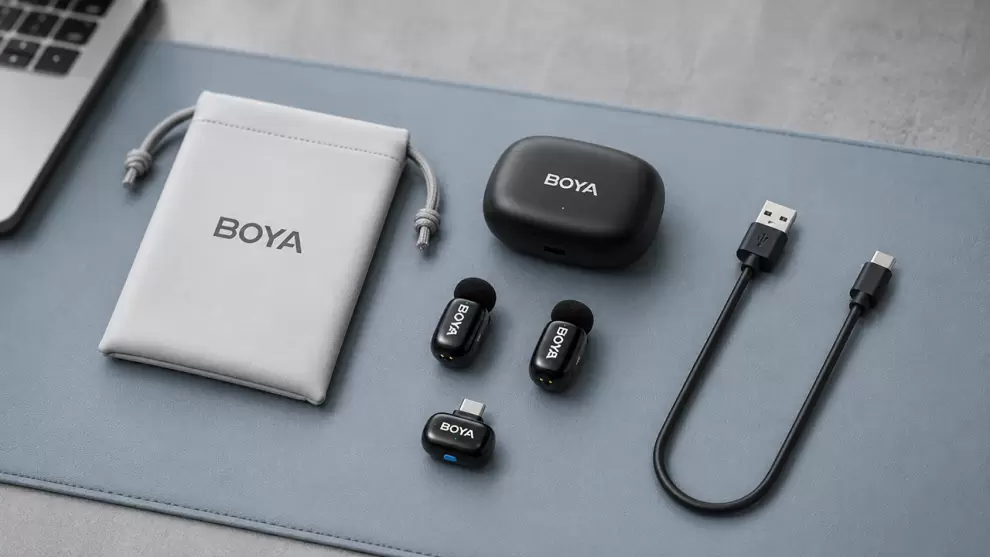 محتویات بسته میکروفون بی سیم BOYA mini 2 و لوازم همراه